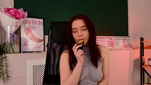 Snapshot of NoraHaynes chatting on 11, 5, 2026 NoraHaynes online show from 11, 5, 2026
