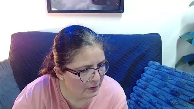 Snapshot of Linda_banks_ chatting on 5, 6, 2026 Linda banks online show from 5, 6, 2026