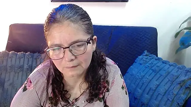 Snapshot of Linda_banks_ chatting on 14, 6, 2026 Linda banks online show from 14, 6, 2026