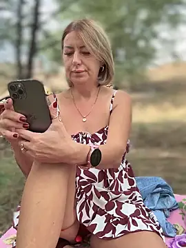 Milena-MilfaXXX online show from 10, 9, 2025