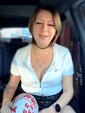 Milena-MilfaXXX online show from 9, 1, 2026