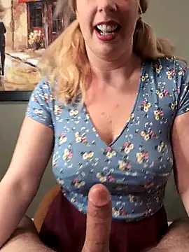 EllieEnchantress online show from 22, 12, 2025