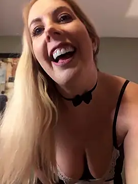 EllieEnchantress online show from 13, 1, 2026