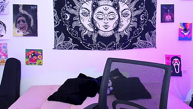 Snapshot of Rose_72 chatting on 3, 6, 2026 Rose 72 online show from 3, 6, 2026