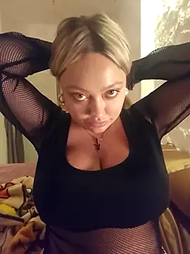 misstitmouseofficial online show from 22, 9, 2025