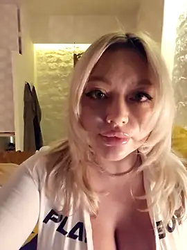 misstitmouseofficial online show from 24, 11, 2025