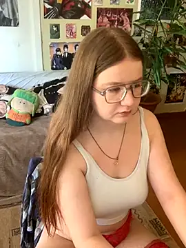 Sienna-Cow online show from 9, 9, 2025