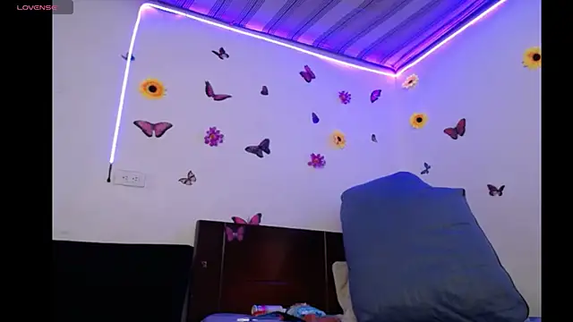 Julieta Big online show from 28, 9, 2025