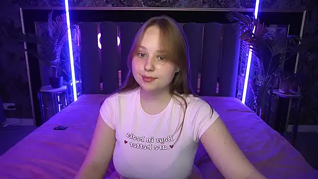 CrystallPaws online show from 11, 11, 2025