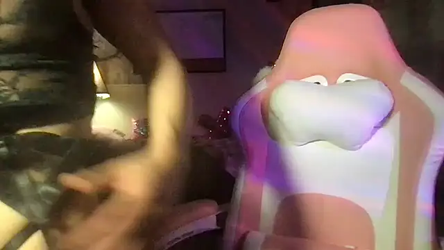 nekowaifuuu online show from 18, 10, 2025