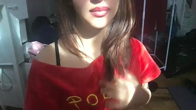 nekowaifuuu online show from 1, 10, 2025