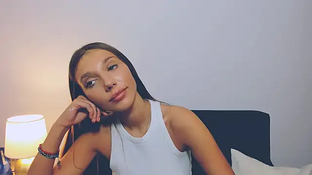 EmmaGorgeous online show from 9, 10, 2025