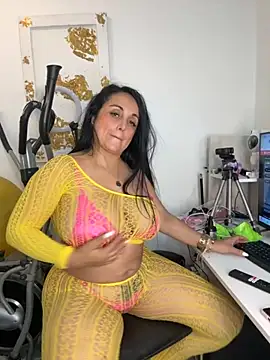 hotadhara01 online show from 20, 9, 2025