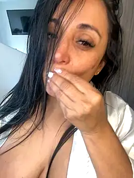 hotadhara01 online show from 26, 9, 2025