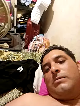 Snapshot of 125Delfin90 chatting on 10, 10, 2025 125Delfin90 online show from 10, 10, 2025