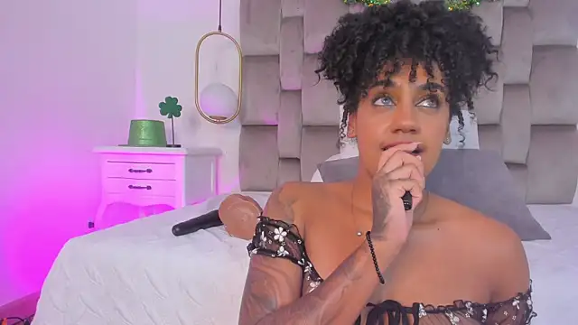 OnlyGia online show from 17, 3, 2026