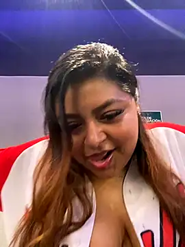 Hela Collins online show from 6, 11, 2025