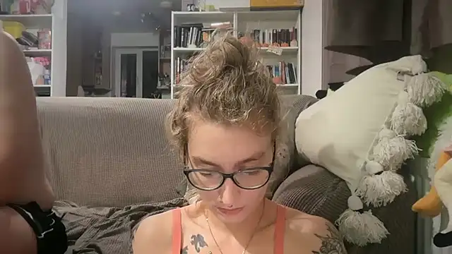 harleyblair online show from 24, 6, 2026