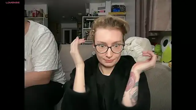 Snapshot of harleyblair chatting on 3, 3, 2026 harleyblair online show from 3, 3, 2026