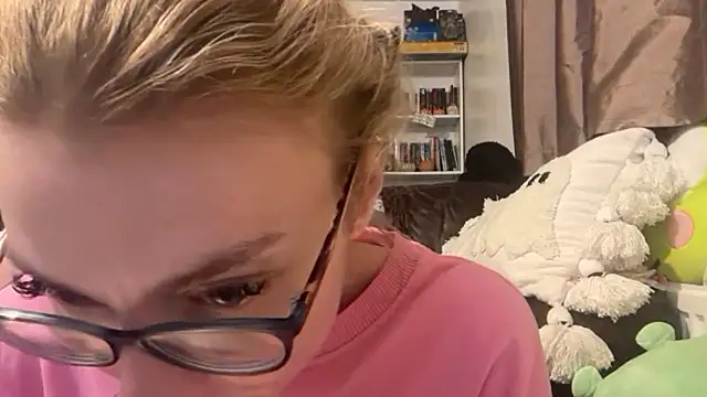 harleyblair online show from 9, 11, 2025