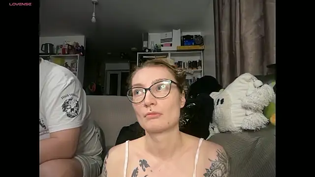 harleyblair online show from 25, 3, 2026