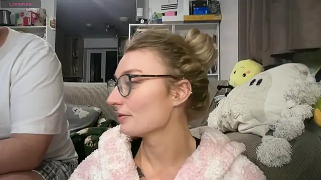 harleyblair online show from 10, 3, 2026