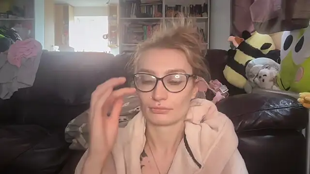 harleyblair online show from 18, 7, 2026
