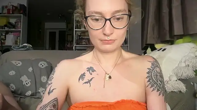 Snapshot of harleyblair chatting on 28, 5, 2026 harleyblair online show from 28, 5, 2026
