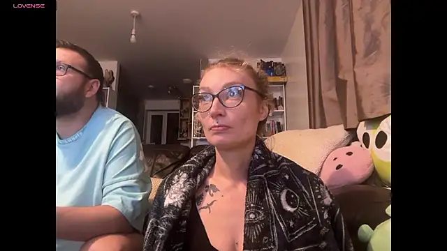 harleyblair online show from 28, 10, 2025