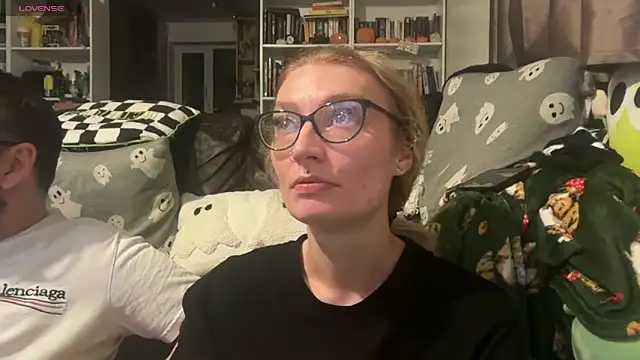 harleyblair online show from 5, 11, 2025