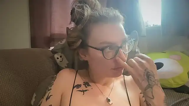 harleyblair online show from 5, 7, 2026