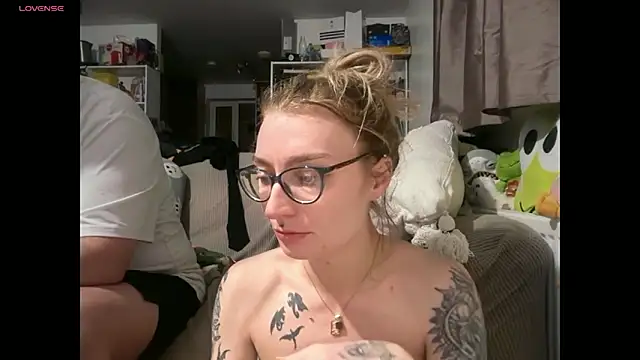 harleyblair online show from 14, 4, 2026