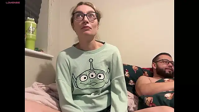 harleyblair online show from 4, 12, 2025