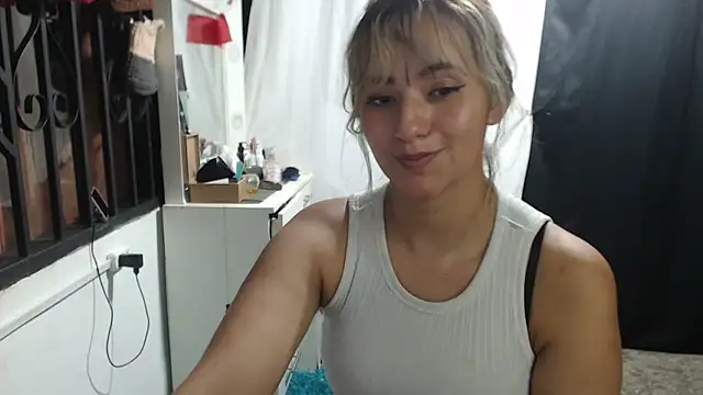 annie clark2 online show from 10, 10, 2025