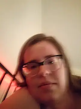 VeiledMuse online show from 20, 4, 2026