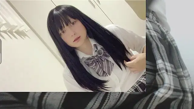 Mia032 online show from 12, 10, 2025