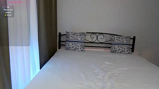 AlexsisFaee online show from 7, 2, 2026