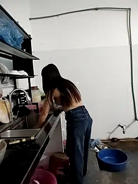 Snapshot of asian_2k chatting on 2, 12, 2025 asian 2k online show from 2, 12, 2025