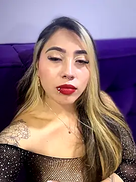  ManuVeelez online show from 7, 11, 2025