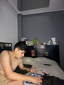 Snapshot of Kailertwink chatting on 28, 6, 2026 Kailertwink online show from 28, 6, 2026