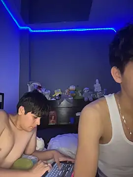Snapshot of Kailertwink chatting on 15, 6, 2026 Kailertwink online show from 15, 6, 2026