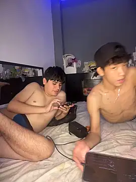 Snapshot of Kailertwink chatting on 9, 6, 2026 Kailertwink online show from 9, 6, 2026