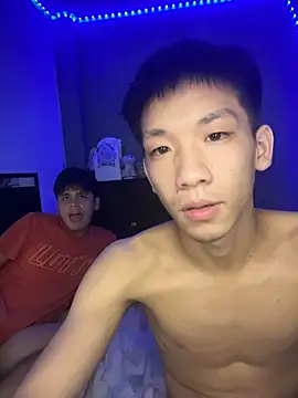 Kailertwink online show from 2, 4, 2026