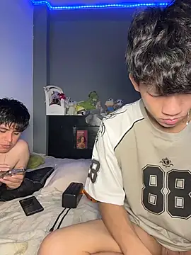 Snapshot of Kailertwink chatting on 1, 7, 2026 Kailertwink online show from 1, 7, 2026