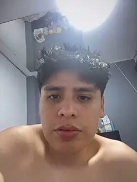 Kailertwink online show from 7, 5, 2026