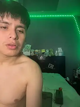 Kailertwink online show from 30, 4, 2026