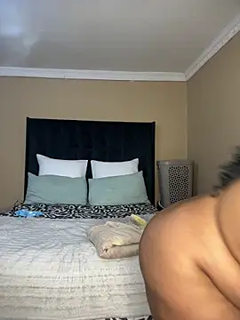 THICKBUNNYCHICKxxx online show from 24, 2, 2026