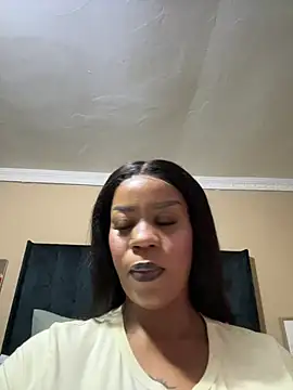 Snapshot of THICKBUNNYCHICKxxx chatting on 3, 6, 2026 THICKBUNNYCHICKxxx online show from 3, 6, 2026