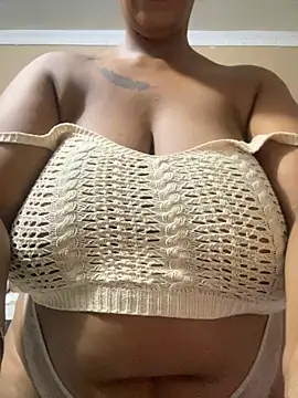 THICKBUNNYCHICKxxx online show from 8, 10, 2025