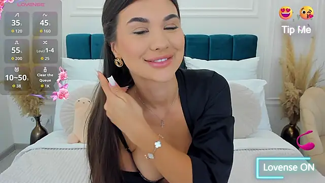 MonCarla online show from 22, 10, 2025